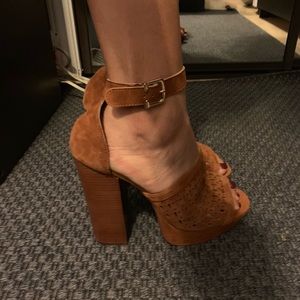 Joe’s Jeans Tan Shoes